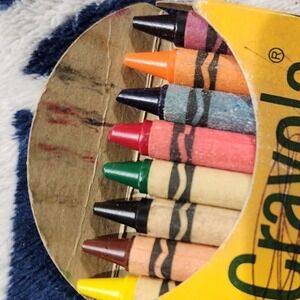Vintage Crayola Binney & Smith box 8 classic color crayons 1980s‎